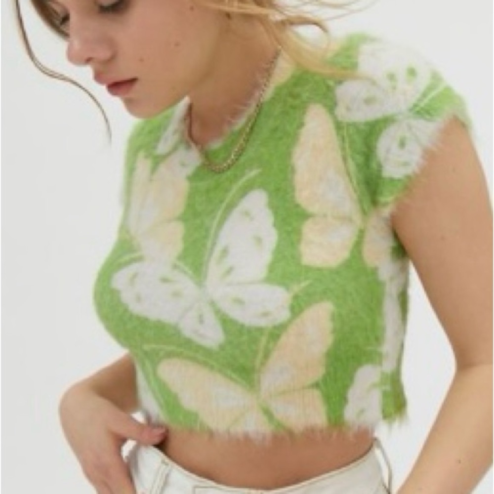 UO Fuzzy Baby Tee Size L